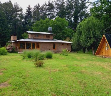 Hoyo de Epuyen House | Hostel Chacra La Templanza