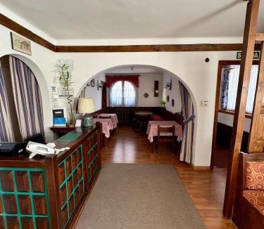 Centro Hotel | Hostería El Ñire