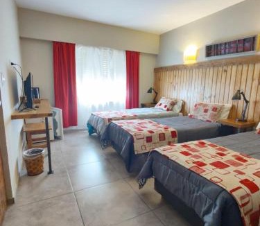 10 de Diciembre Hostel | Hosteria El Korú