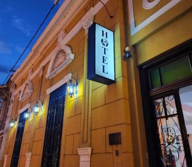 Victoria Hotel | Hotel America