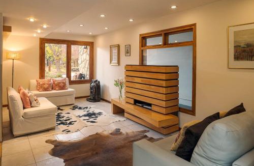 Lanin National Park Hotel | Hotel Antiguos