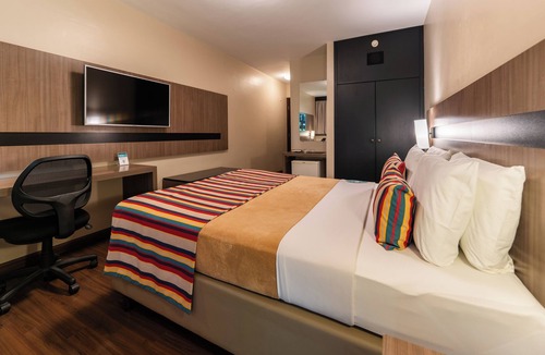 Guaira Hotel | Hotel Deville Express Guaíra