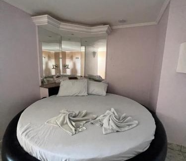 Iapi Hotel | Hotel Paradise