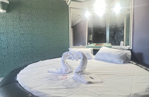 Iapi Hotel | Hotel Paradise