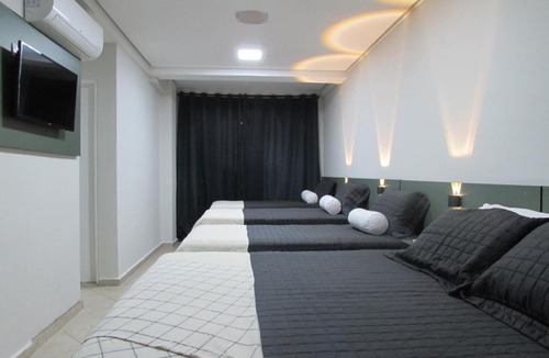 Santa Ifigenia Hotel | "Hotel Paramount" Próximo a 25 Março, Brás, Bom Retiro, Exporcenter Norte e Distrito do Anhembi, Perto Metro Republica e Luz ' TEMOS ESTACIONAMENTO NO HOTEL"