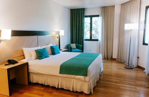 Canning Hotel | Hotel Plaza Central Canning