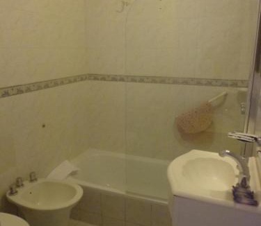 Gualeguaychu Hotel | Hotel Praga