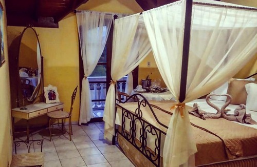 Campina do Taquaral House | HOTEL VELHA CORTE VW-AUDI Sjp