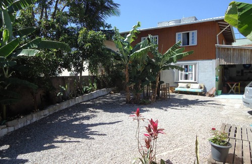 Rio Tavares House | House for rent 200 meters from the sea.