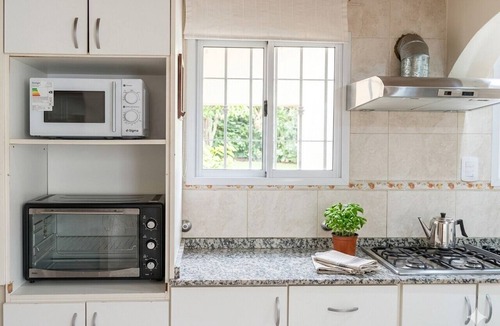 Mendoza House | House ideal for up to 7 pax with private garage
