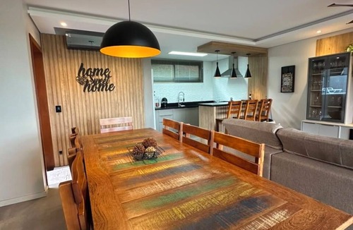 Garopaba House | House in a gated community near the beach.