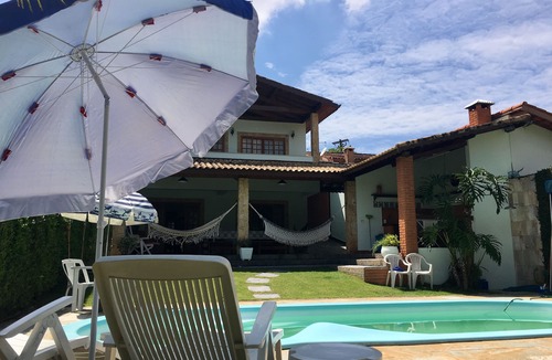 Ibiuna Cottage | House in a gated community surrounded by nature and security.