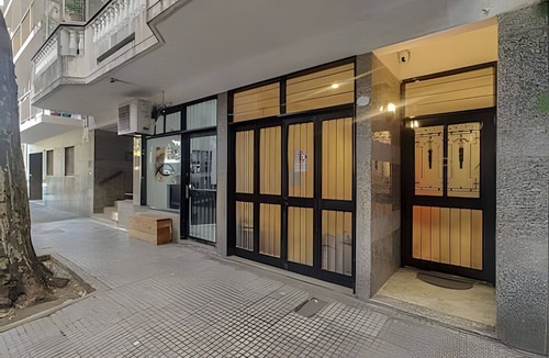 Palermo House | House in Soho Heated Pool, BBQ Grill & Playroom