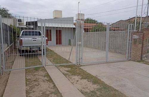 Robles Department House | House near Santiago Capital, pets allowed. Ideal for families.