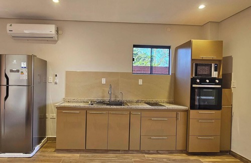 Luque House | House near the airport, with large terraces and a barbecue