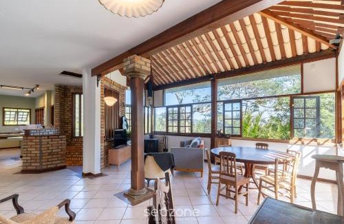 Sambaqui House | House with BBQ 550m from the Beach GSS0488