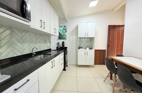 Joao Fernandes House | House with sea view in João Fernandes · 4 bedrooms · 3 min from the beach