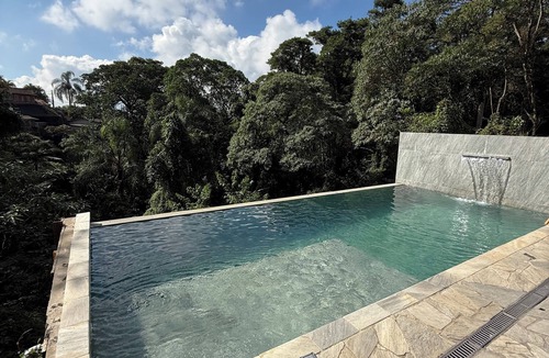Mairipora House | House with infinity pool in Serra de Cantareira