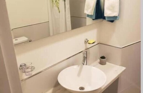 Yerba Buena Apartment | House with stunning views, at the foot of the hill