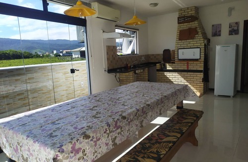Garopaba House | HOUSE WITH SWIMMING POOL - GREAT LOCATION - AR ALL ROOMS, DINING ROOM KITCHEN
