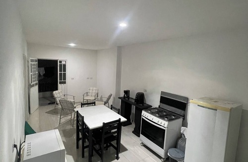 Limoeiro Do Norte House | House with two en-suite bedrooms, double bedroom with Wi-Fi and air conditioning, near the city center.