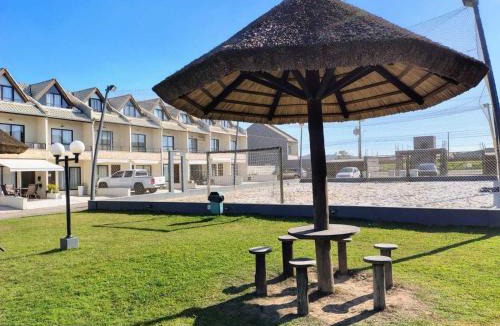 Barra Velha House | Houses in a beachfront condominium with a swimming pool in Itajubá - MCSs
