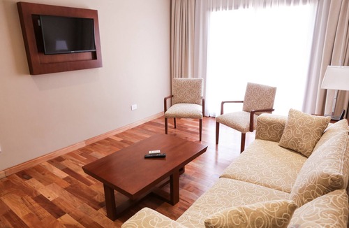 Belen de Escobar Hotel | Howard Johnson by Wyndham Escobar Hotel