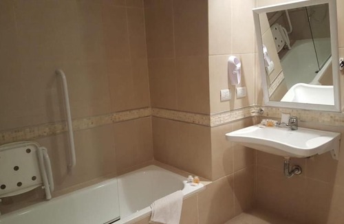 Almafuerte Hotel | Howard Johnson Hotel Piedras Moras