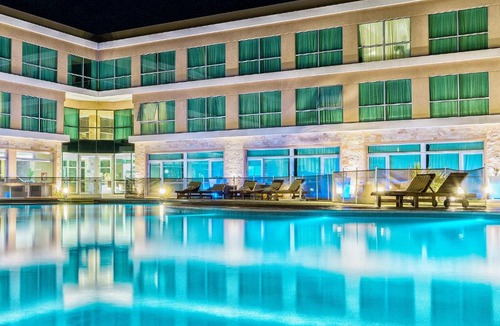 Neuquen Hotel | Howard Johnson Neuquen
