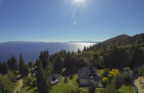 San Carlos de Bariloche Cabin | Huinid Bustillo Cabañas