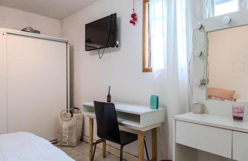 Bosque Peralta Ramos House | Ideal Casa de 2 Pisos Con Quincho Y Pileta