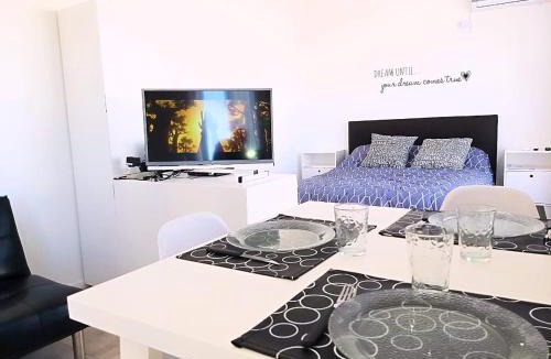 Constitucion Apartment | Independencia 1302 10A by HB