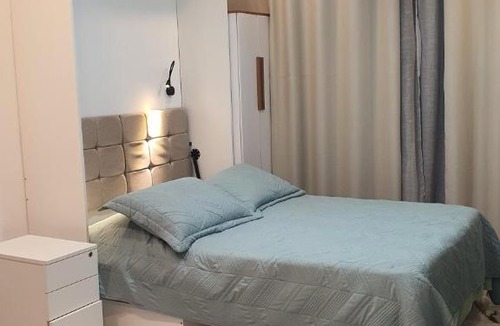 Verolme Apartment | JacuVillage 33 - Estúdio Moderno para Casal em Jacuecanga - Novíssimo e Aconchegante
