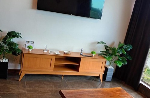 Mangaratiba Apartment | Jaguanum Island, Brisa Mar Apartment, Pitangueira Beach