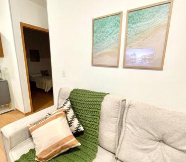 Franca Apartment | JIREH STAY - Apto ao lado Hospital 3 Colinas - Ar-condicionado - WI-FI - Estacionamento - Portaria 24hr