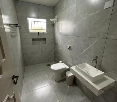 Jacarezinho Hotel | Johnnys motel hotel