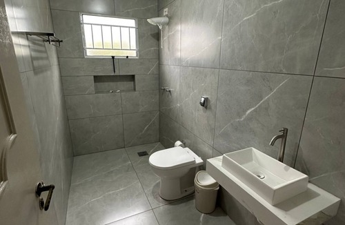 Jacarezinho Hotel | Johnnys Motel-Hotel