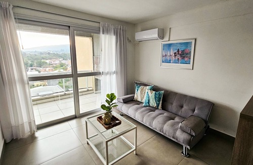 San Salvador de Jujuy Apartment | Jujuy: Bright and modern apartment with balcony
