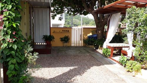 Penha House | Kitinet Container próximo Praia e Beto Carrero