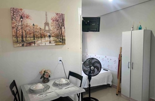 Vila Regina Apartment | Kitnet 306 centro, com linda vista janela, tv smart