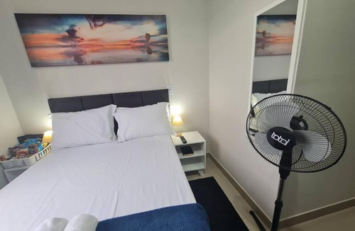 Vila Regina Apartment | Kitnet304 centro,c linda vista janela, tv smart