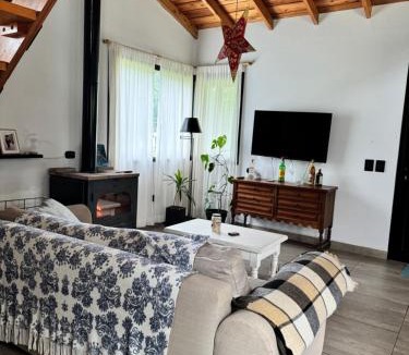 Colonia Chapadmalal House | La Arboleda, Casa vacacional familiar