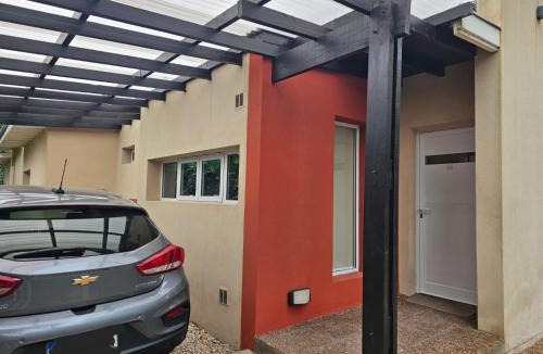 Bosque Peralta Ramos House | La casita del bosque