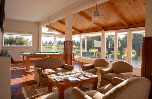Punta Delgada Hotel | La Elvira Natural Lodge Nature & Wildlife Experience in Península Valdés