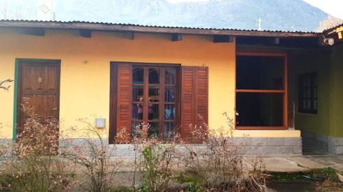 Lago Puelo Hotel | La Estacion Hostel