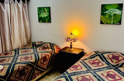 Puerto Madryn Bed & Breakfast | LA HELICE: Artistic and inhabited house, meters from downtown and the sea!