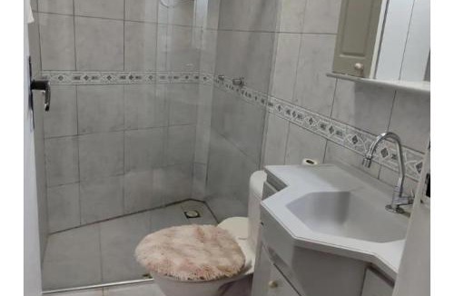 Pato Branco House | Lar doce lar, Quarto solteiro Bicama, residência Familiar Compartilhada