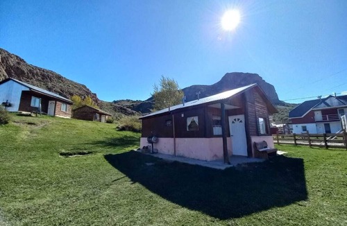 El Chalten Cabin | Las Maras I: Family Cabin With Wonderful Mountain View