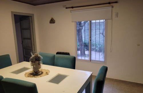Lobos House | Las Violetas