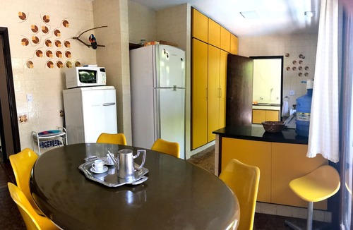 Lazaro House | Lazaro Beach House/Domingas Dias Spacious and Charming - Great for Home Office